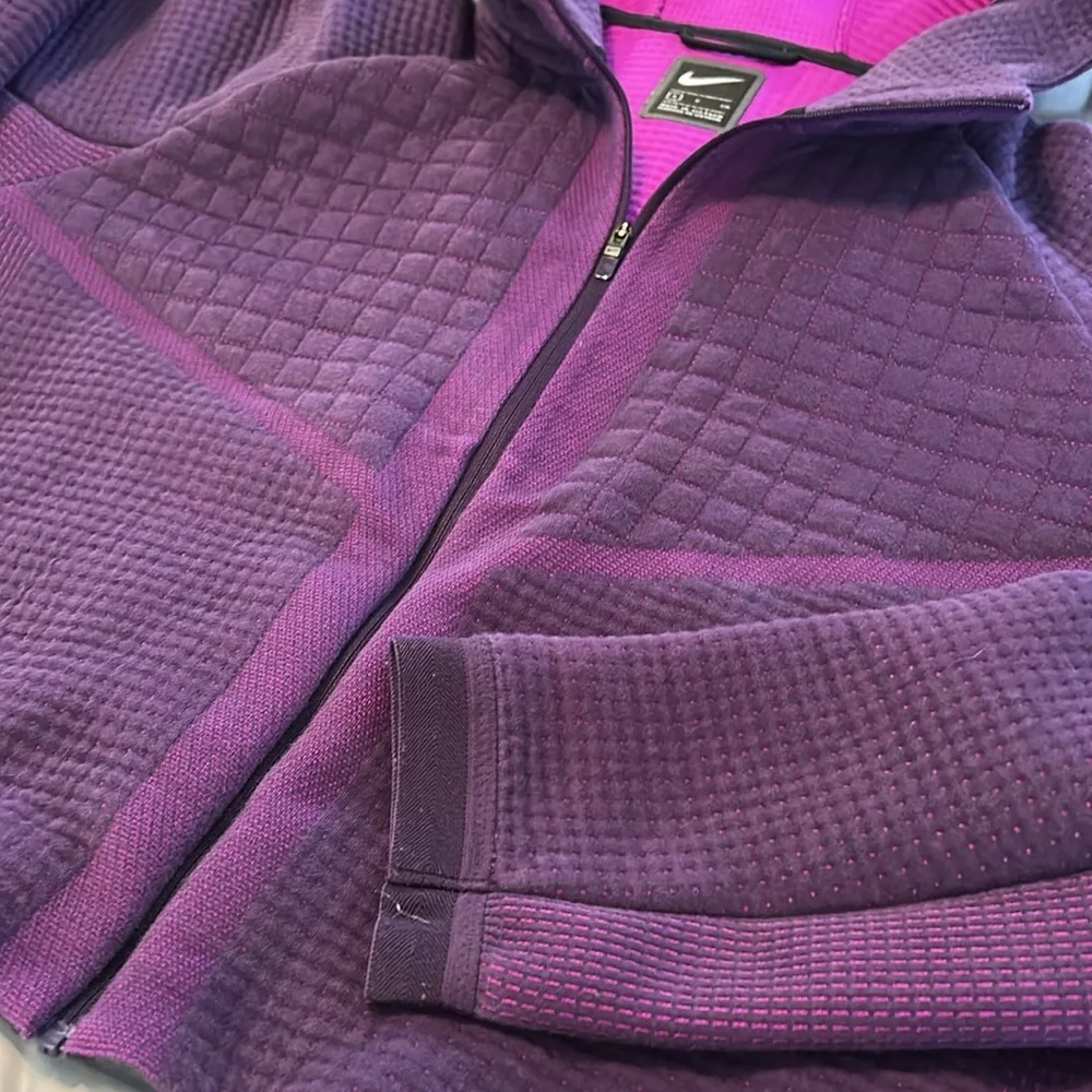 3 for 30$ Nike cropped full zip hoodie